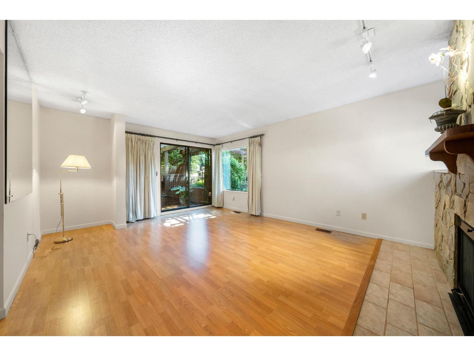 104 12749 16 AVENUE