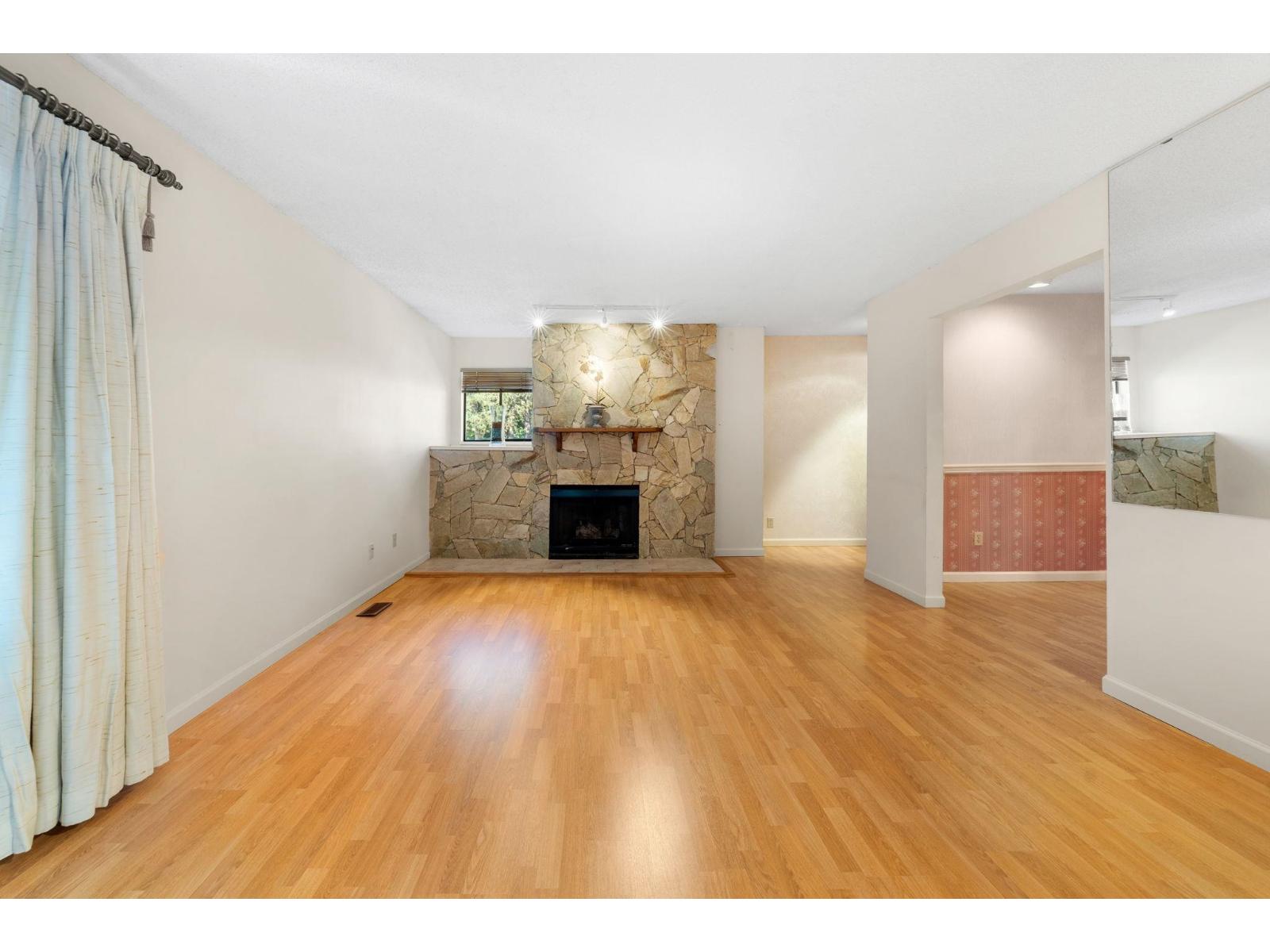 104 12749 16 AVENUE