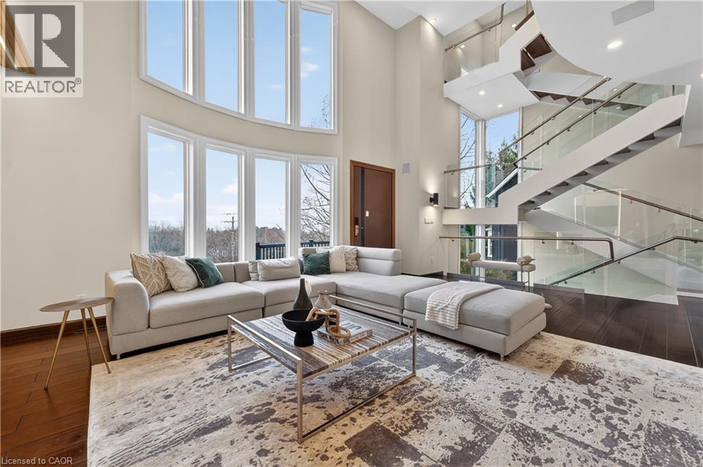 237B MAIN Street W