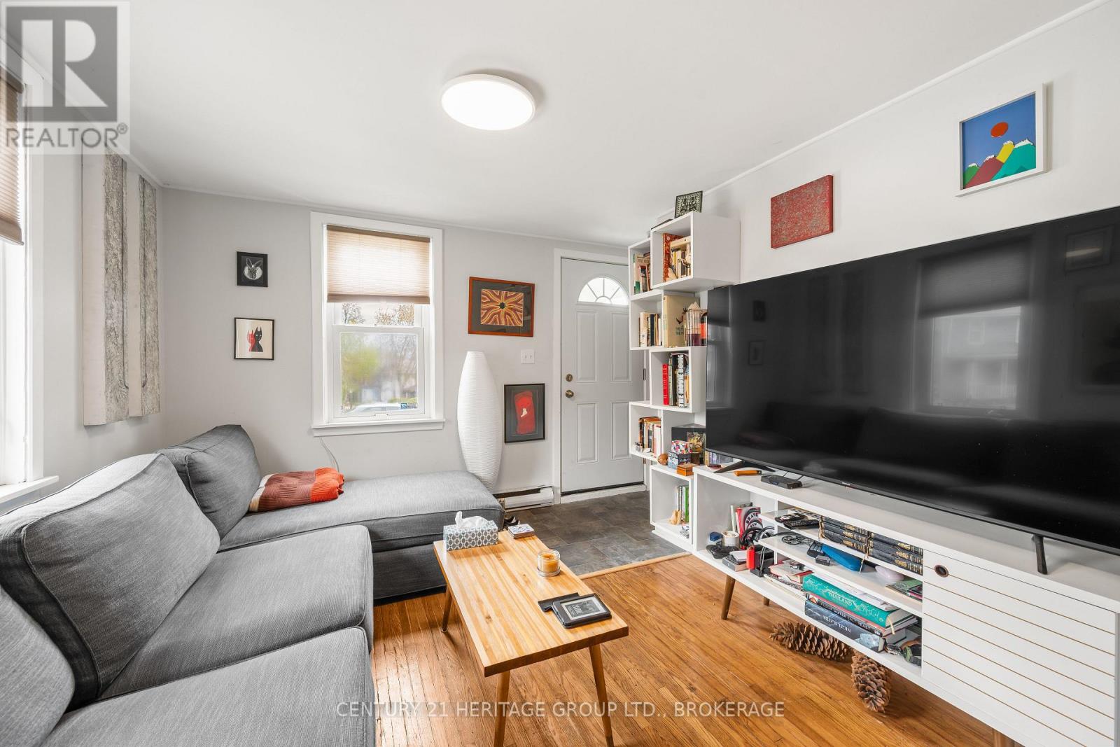 432 BARRIE STREET