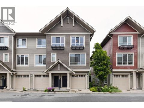511 4688 HAWK LANE Delta BC V4M0B7