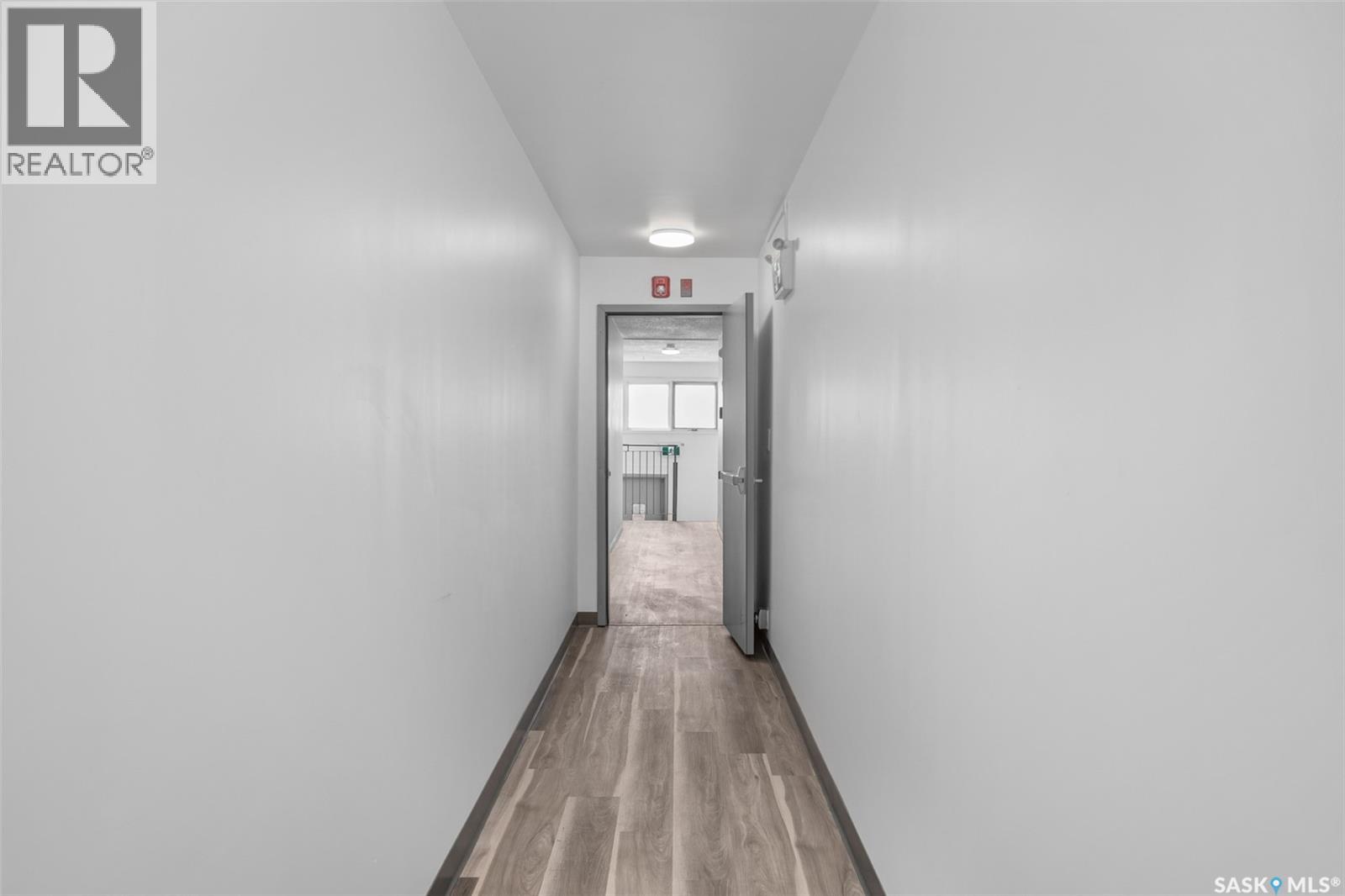 419 9th STREET E