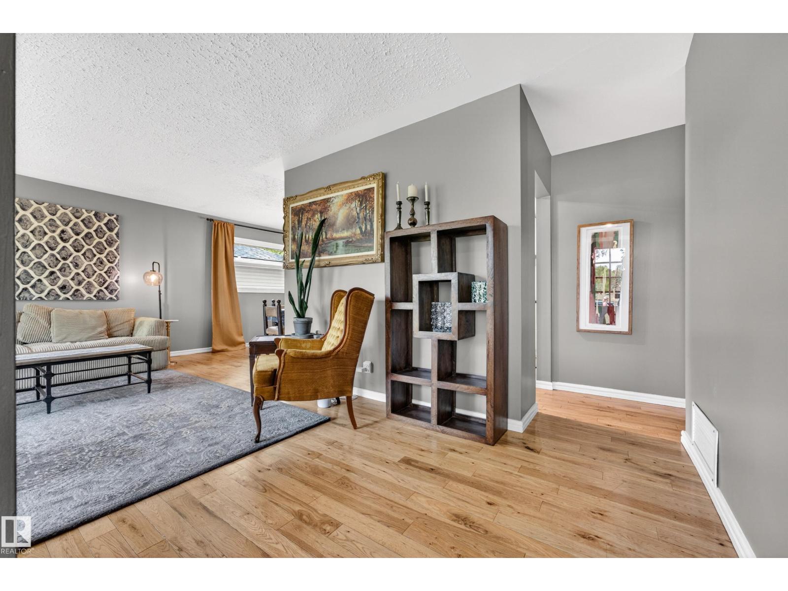 13619 109 AV NW