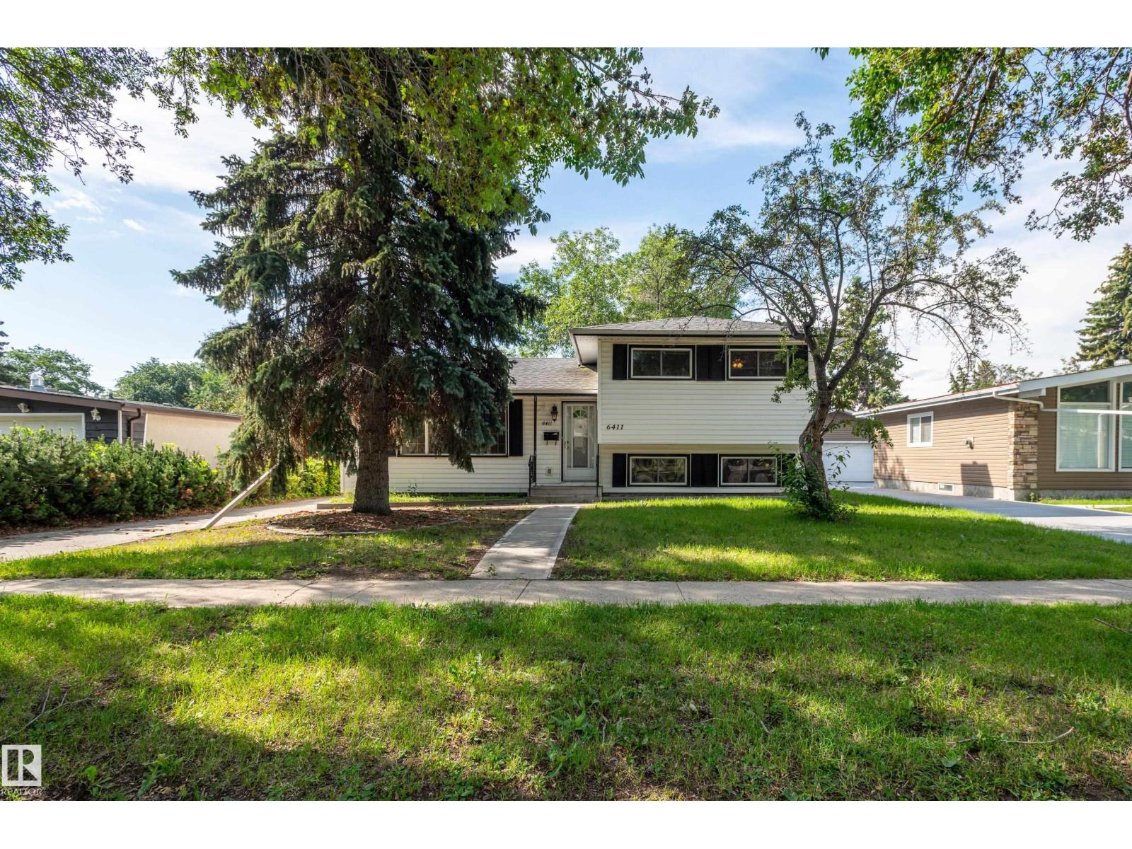 6411 149 AV NW NW