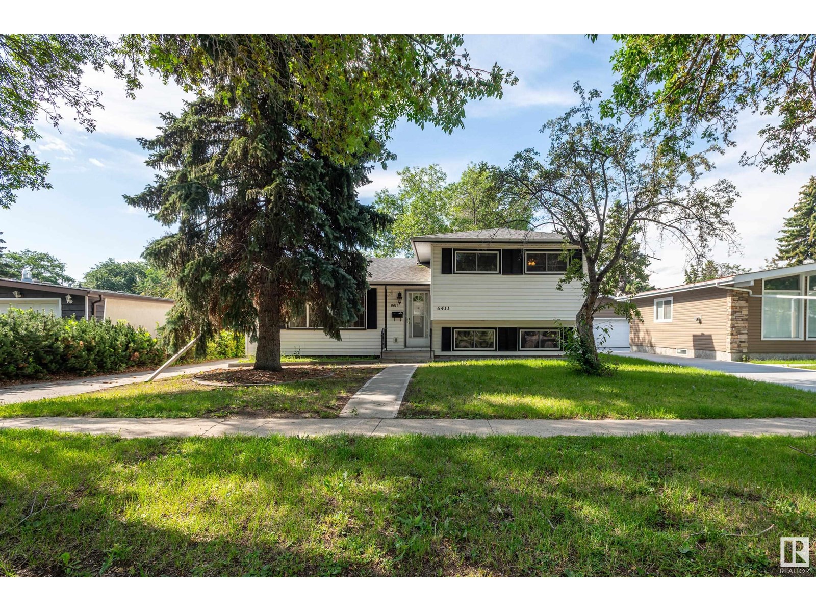 6411 149 AV NW NW