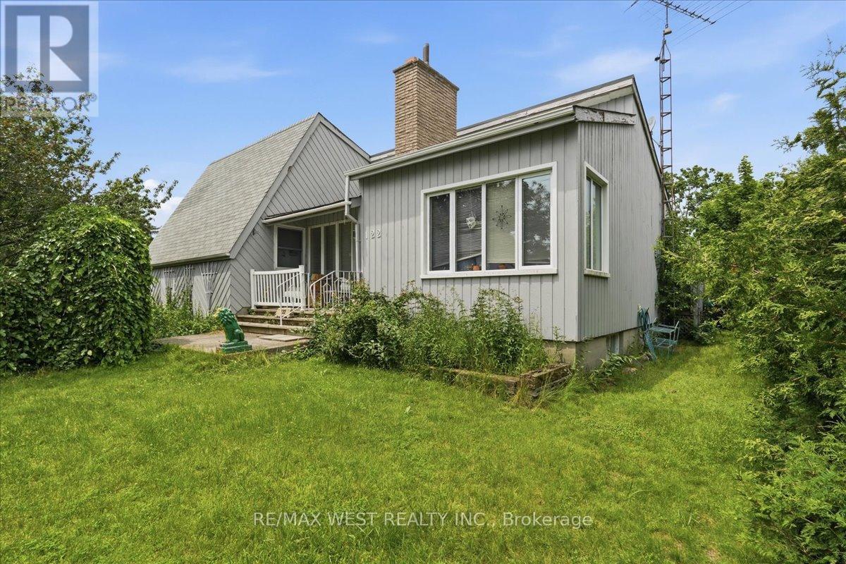 122 HARBOUR STREET