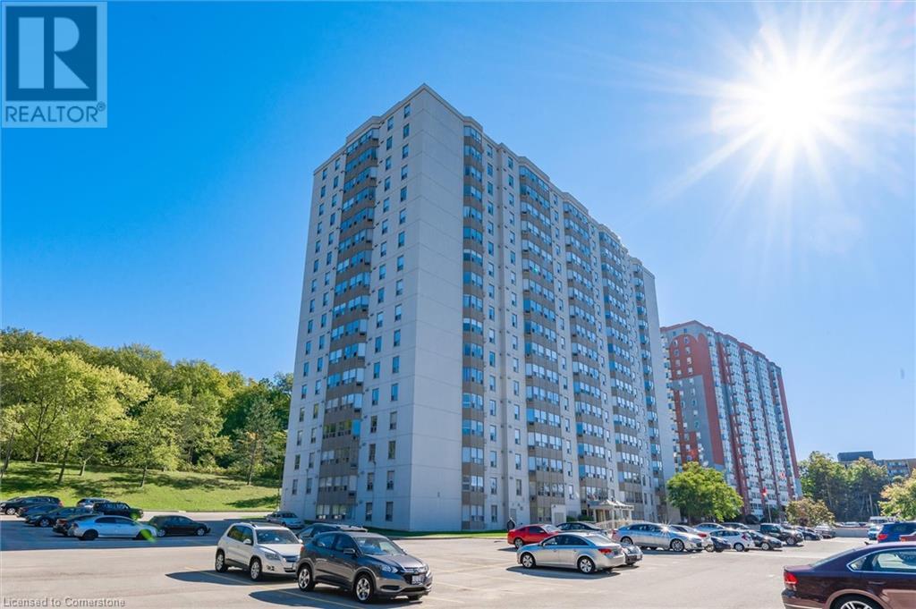 35 GREEN VALLEY Drive Unit# 402