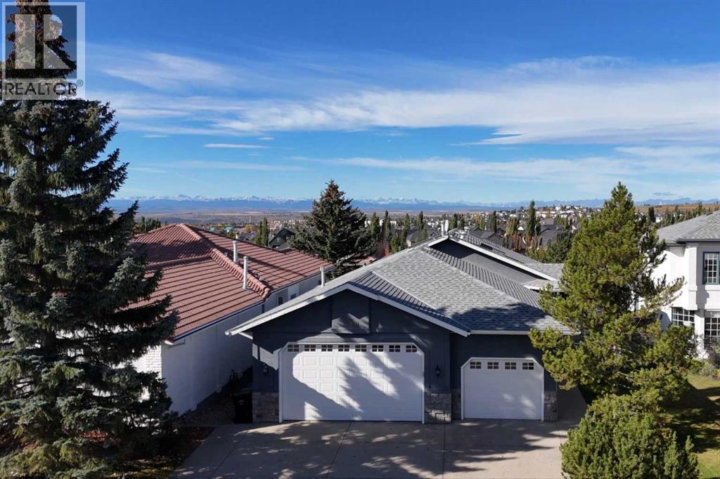 180 Arbour Glen Close NW