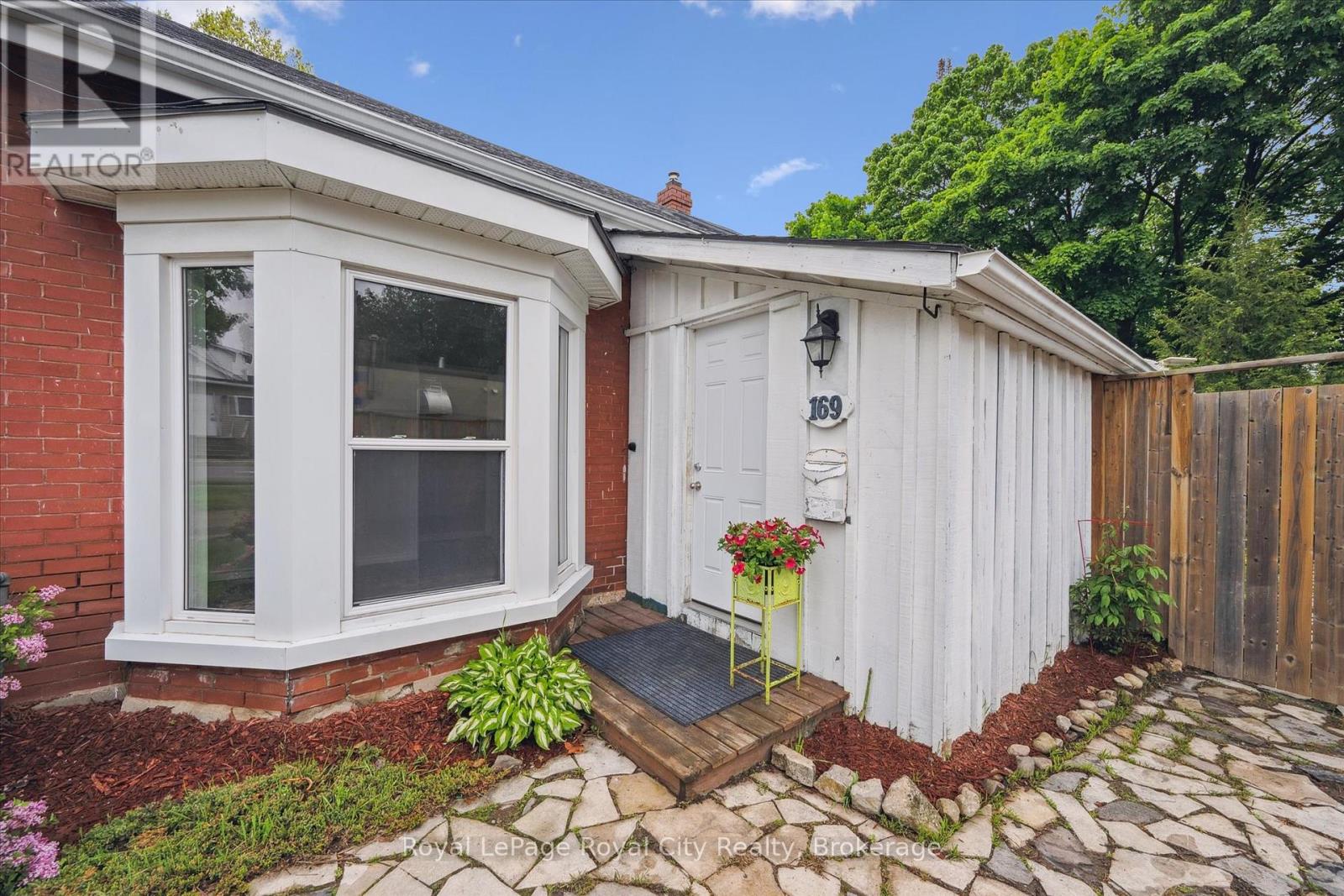 169 EDINBURGH ROAD N