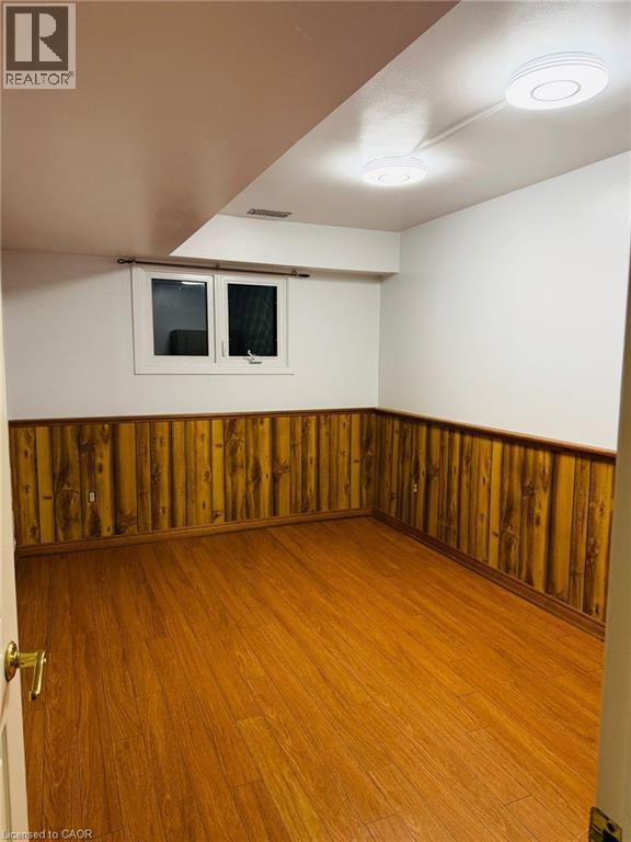 116 LACEY Crescent Unit# Bsmt