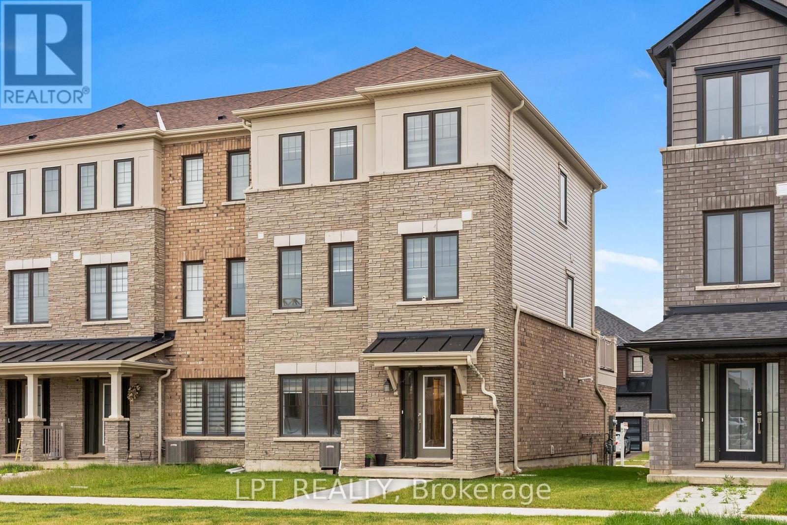 24 BEE CRESCENT