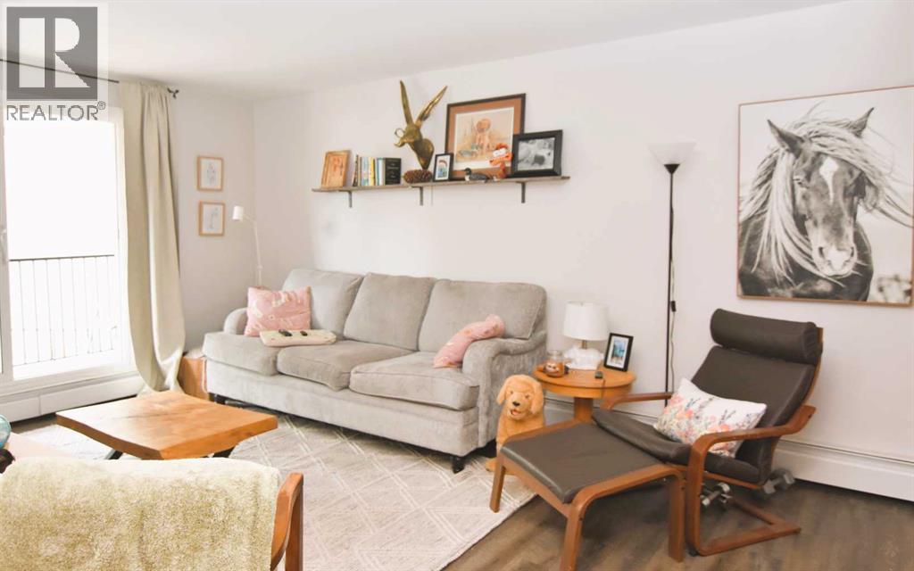 201, 40 Glenbrook