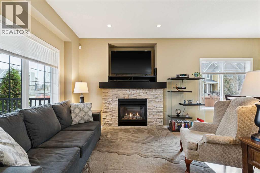 305 Mahogany Boulevard SE