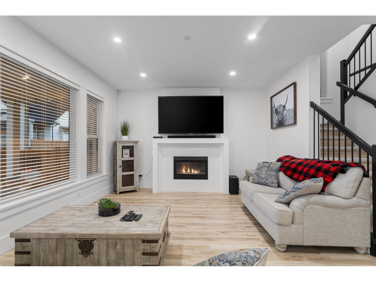 39 46211 PROMONTORY ROAD|Sardis South