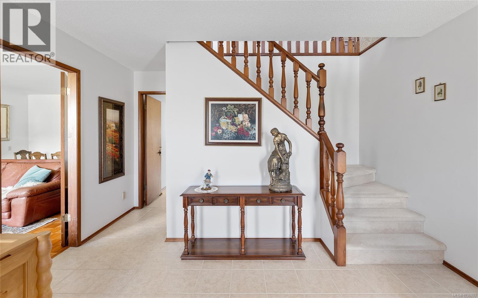 4098 Orion Pl