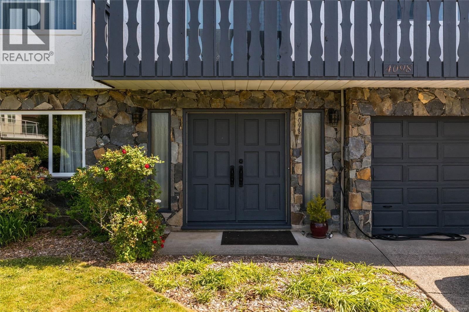 4098 Orion Pl