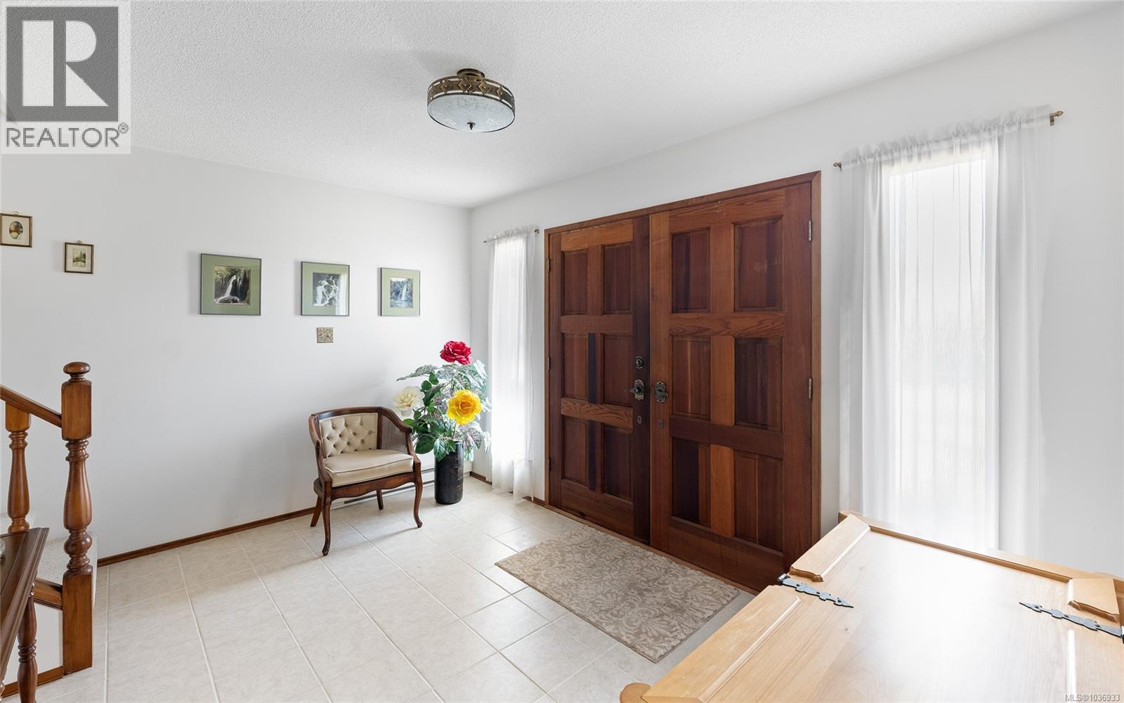 4098 Orion Pl