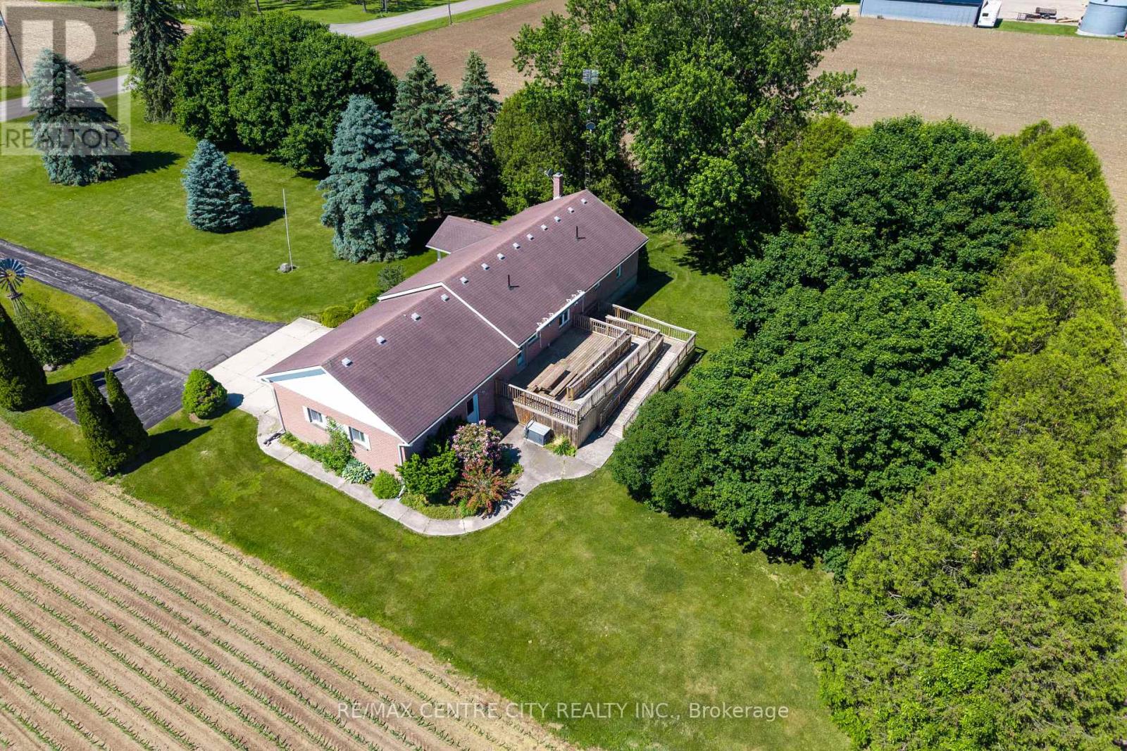2200 KATESVILLE DRIVE