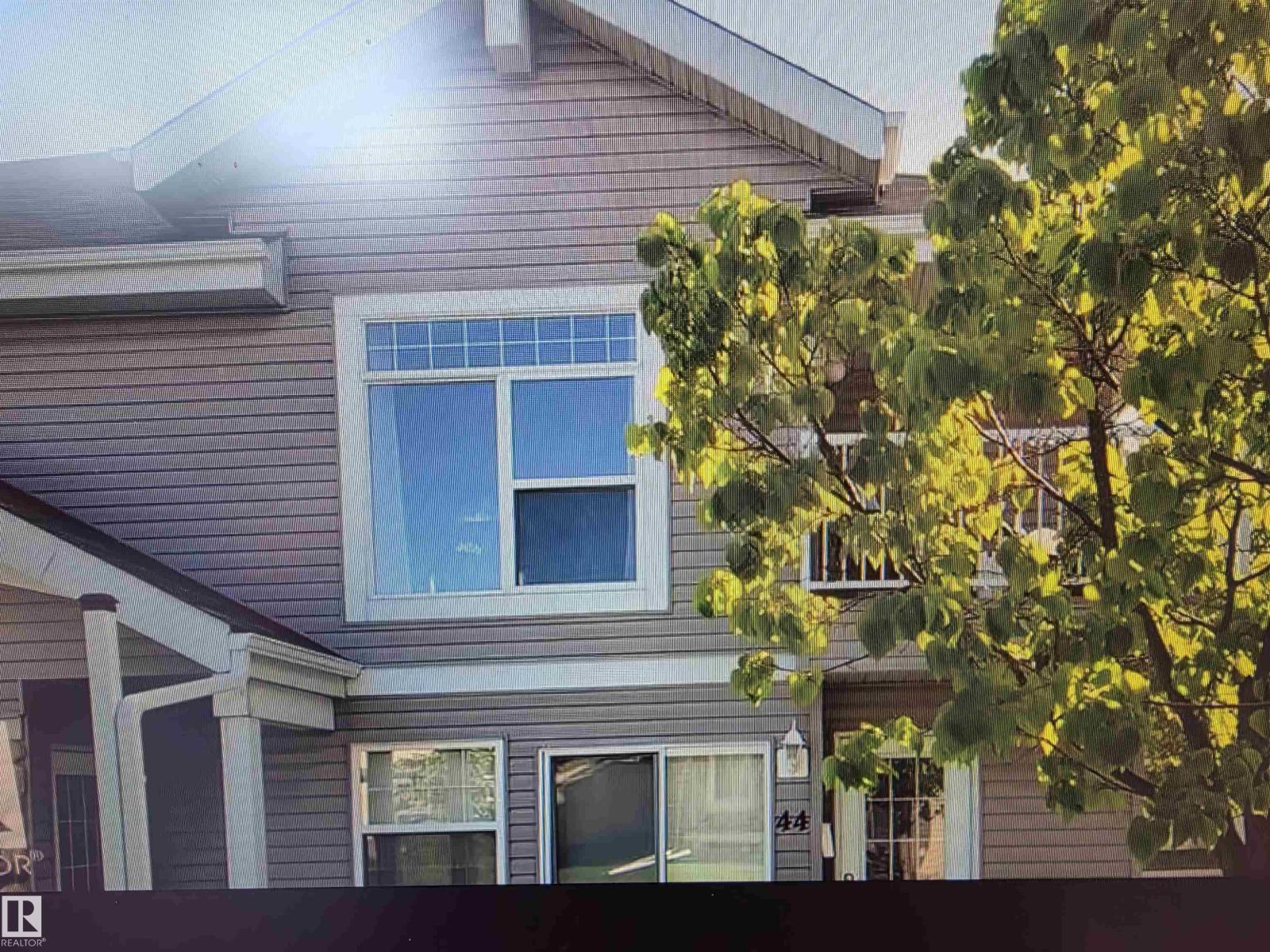 #48 150 EDWARDS DR SW