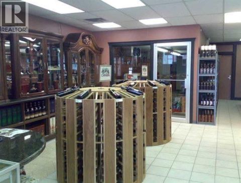 109, 1805 14 Street SW Calgary AB T2T3T8