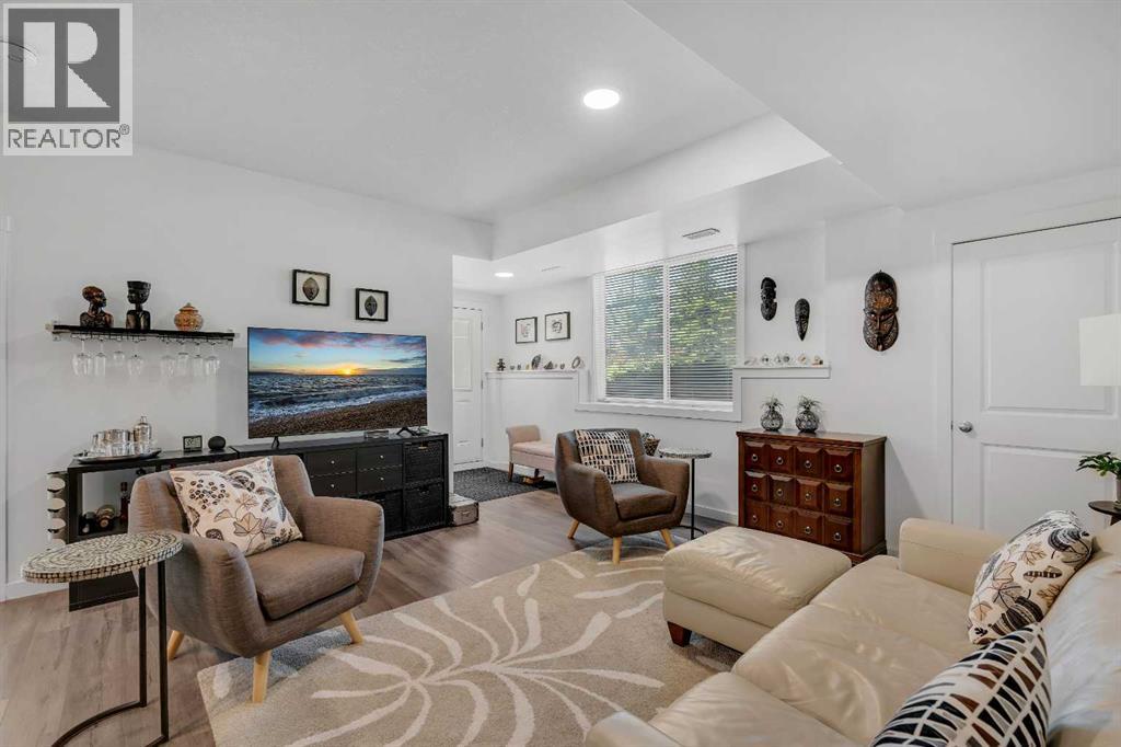 236, 300 Marina Drive