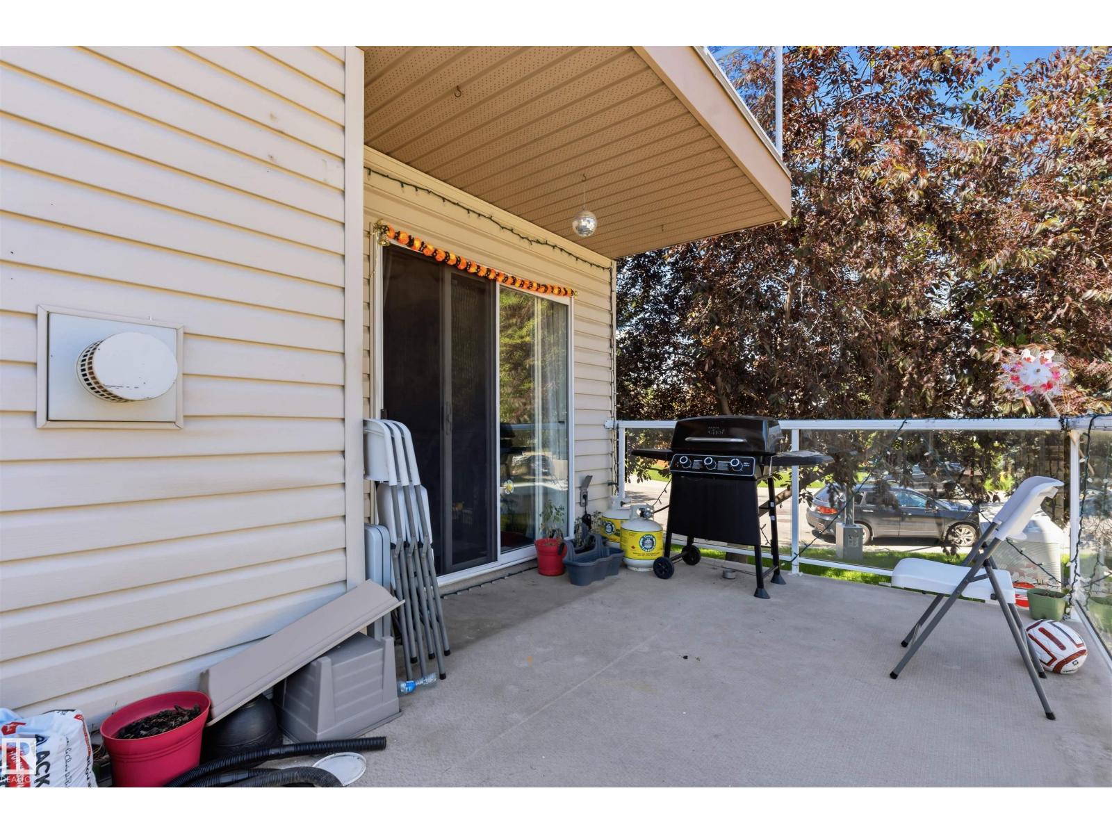 #11 2505 42 ST NW