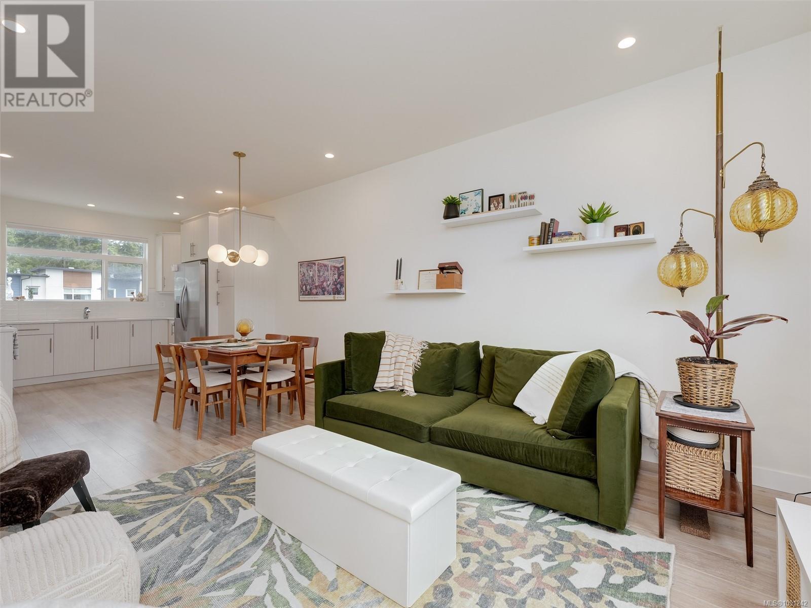 102 3559 Vision Way