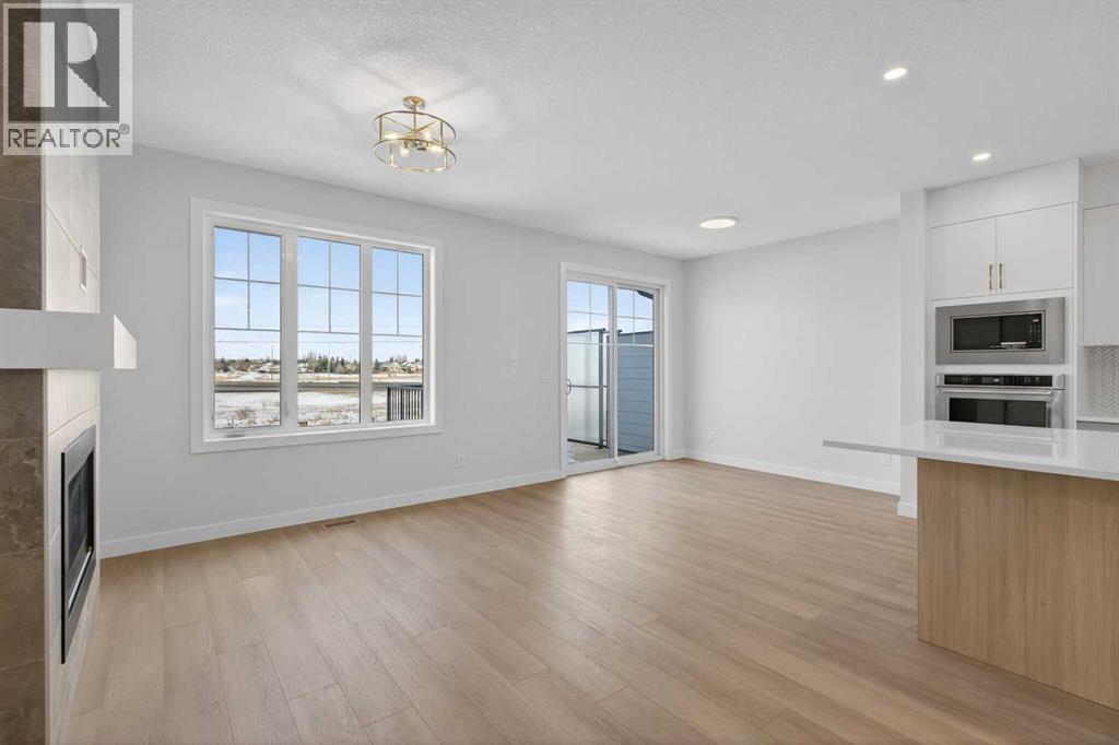 159 Greenwich Drive NW