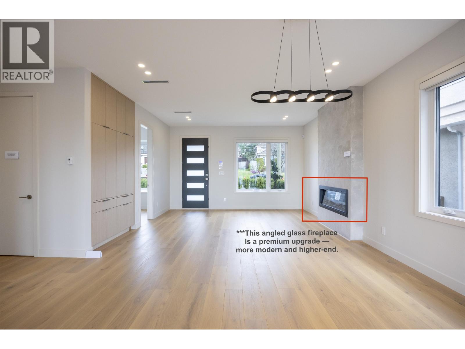 6252 KITCHENER STREET