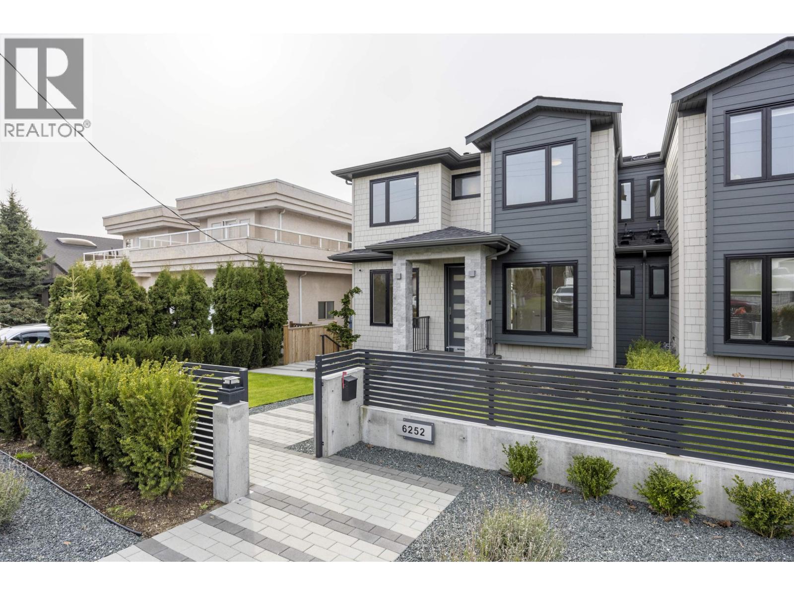 6252 KITCHENER STREET