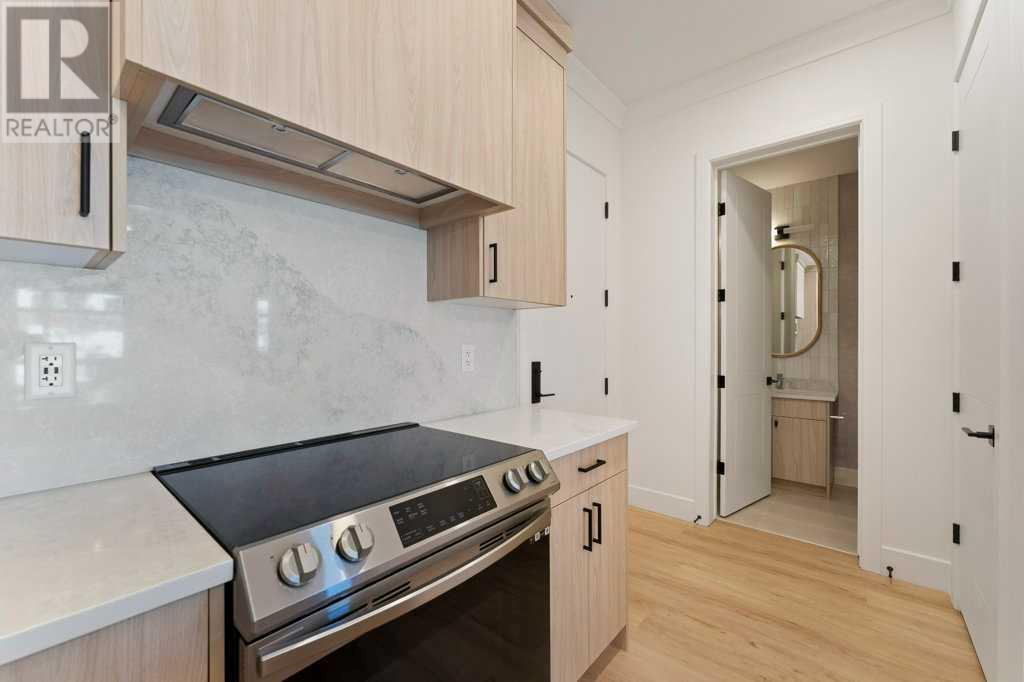 111, 370 Dieppe Drive SW