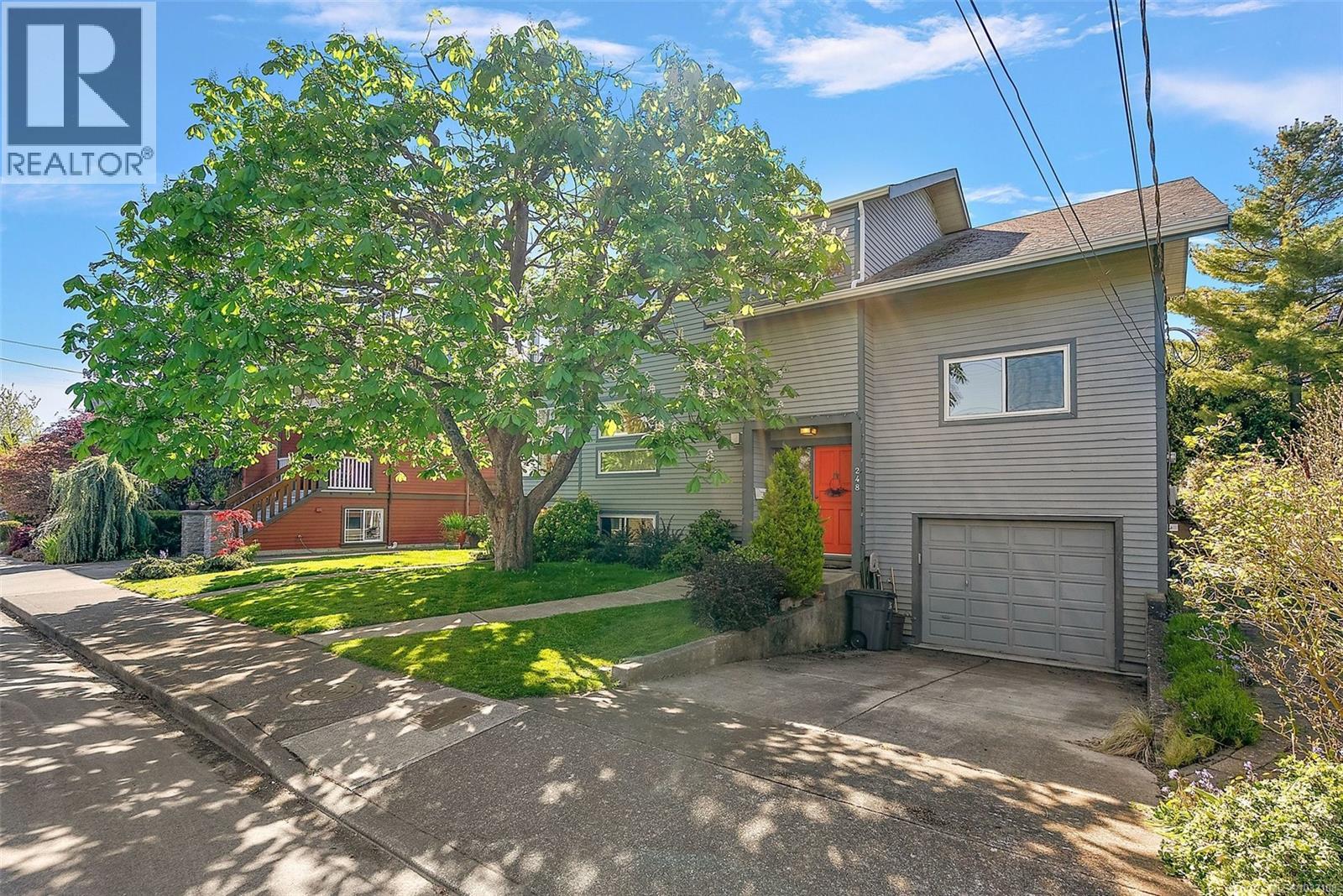 248 Richmond Ave