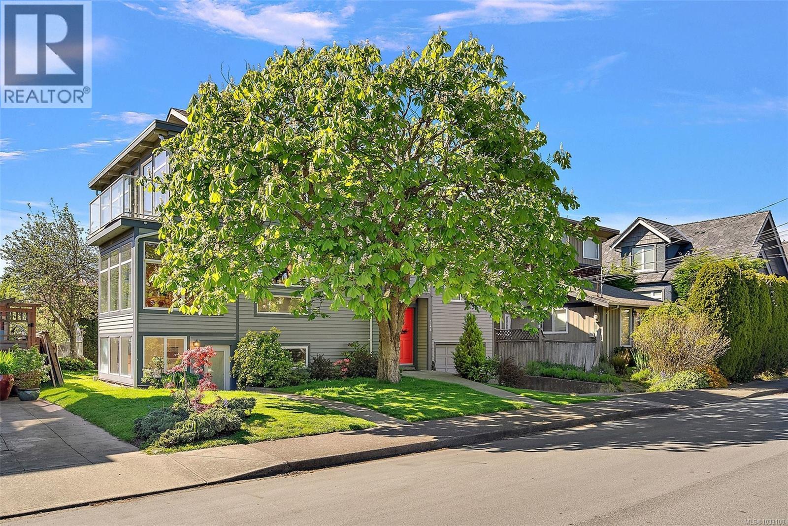 248 Richmond Ave