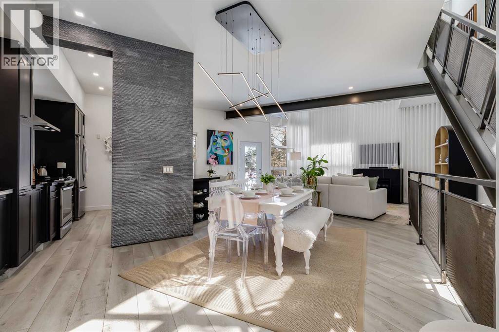 304, 1212 13 Street SE