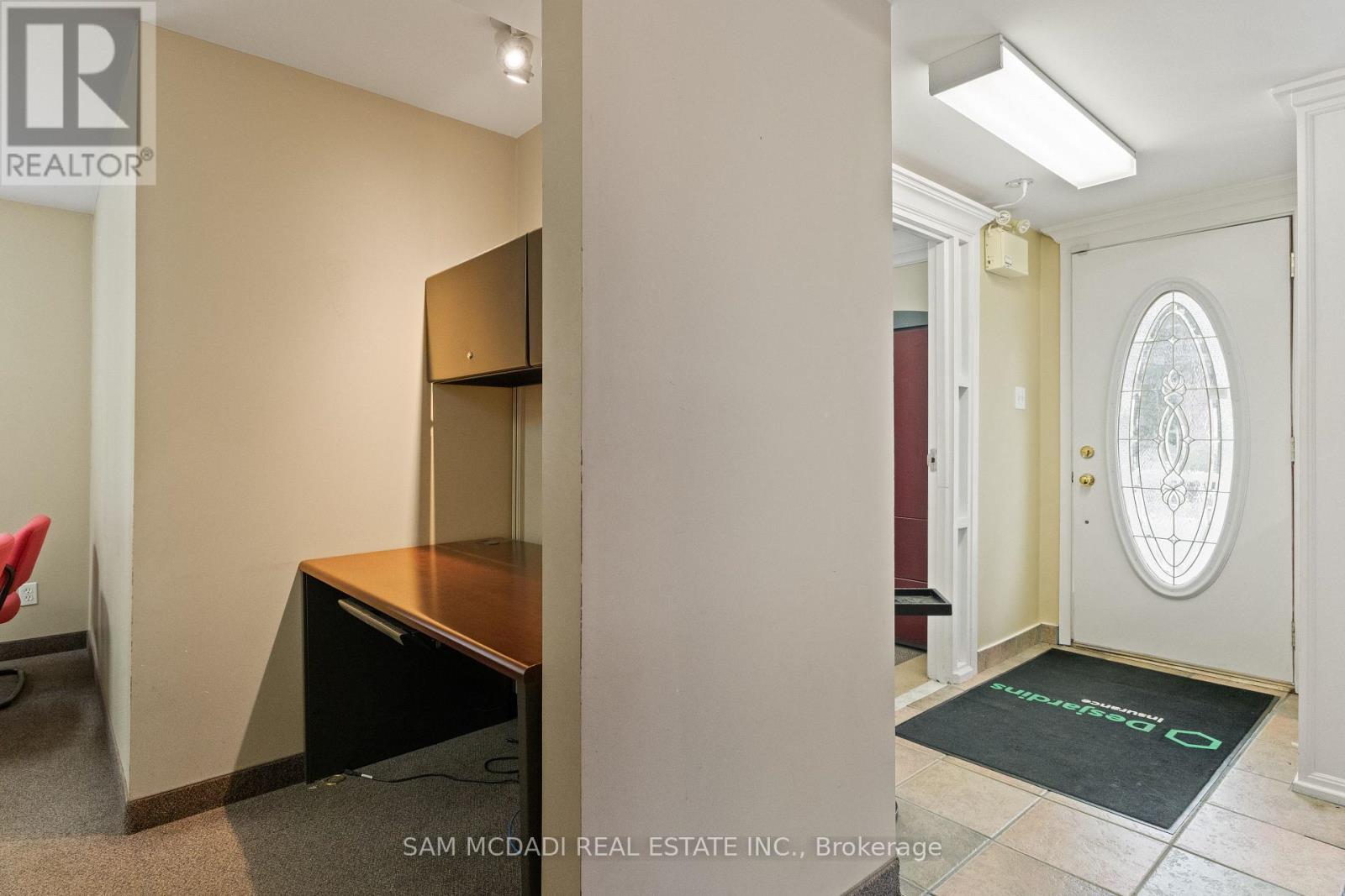 571 KINGSTON ROAD W