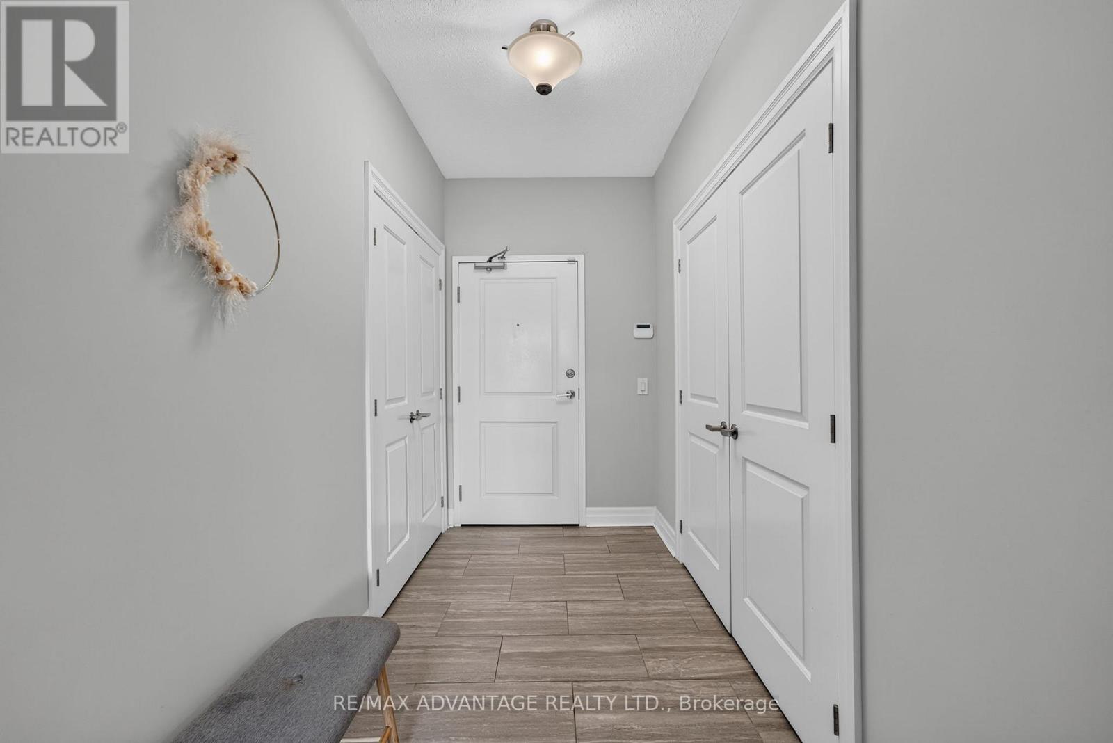 118 - 1200 COMMISSIONERS ROAD W