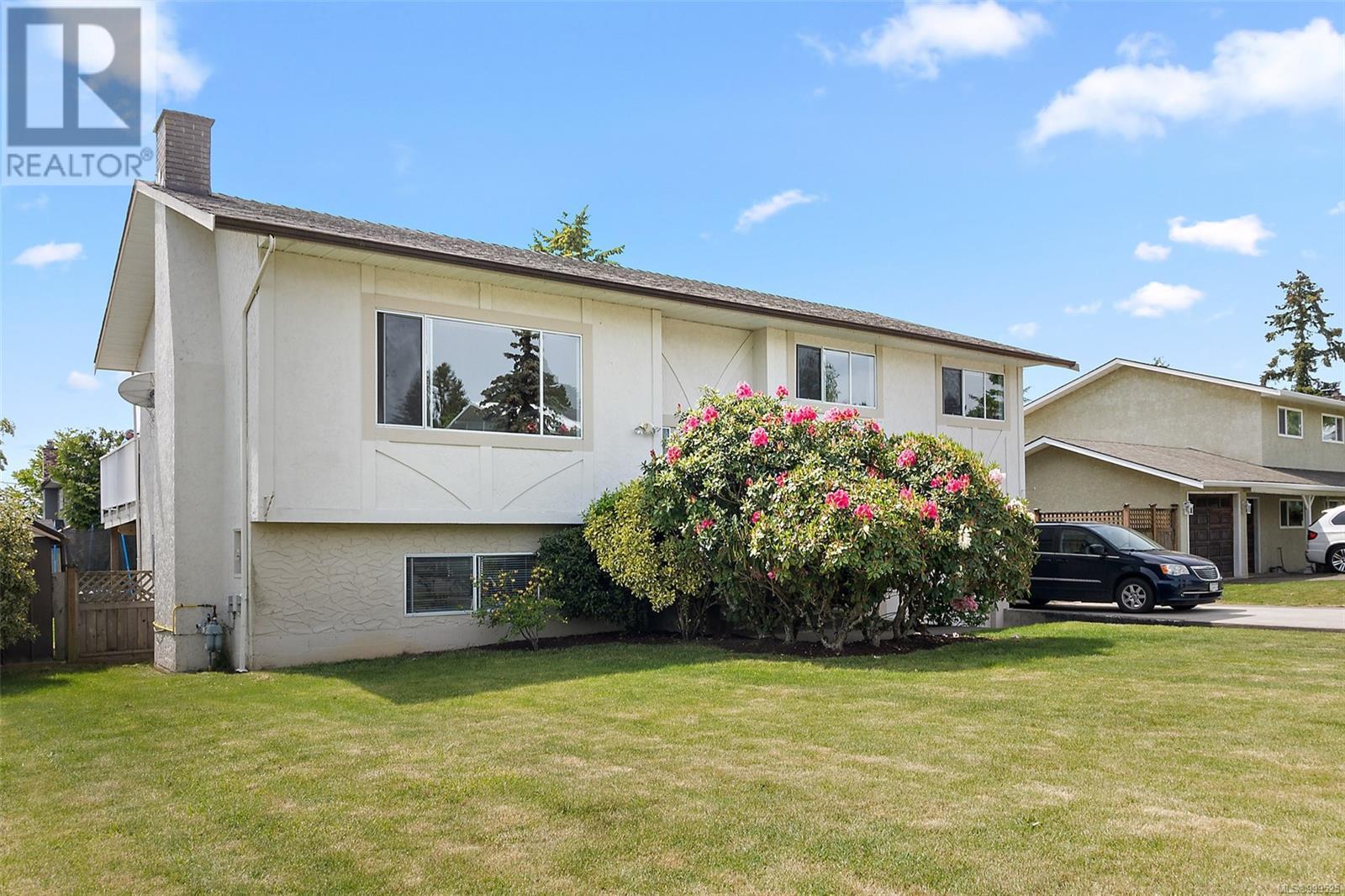 1881 Seaboard Cres