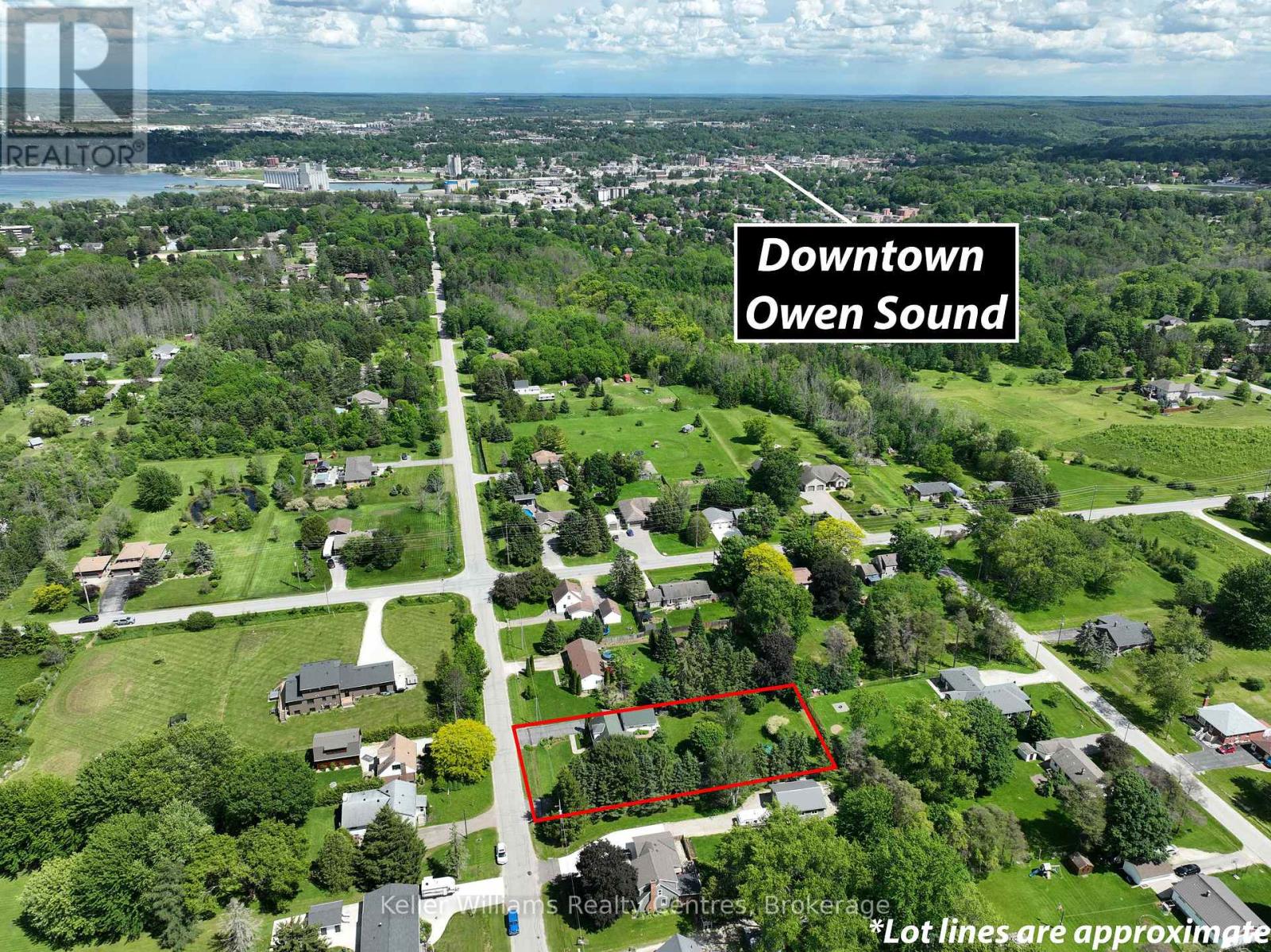 880 16TH STREET W