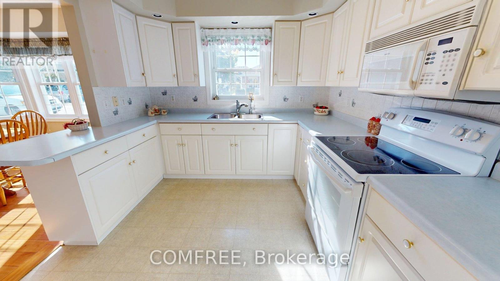 12 - 12 POND VIEW DRIVE