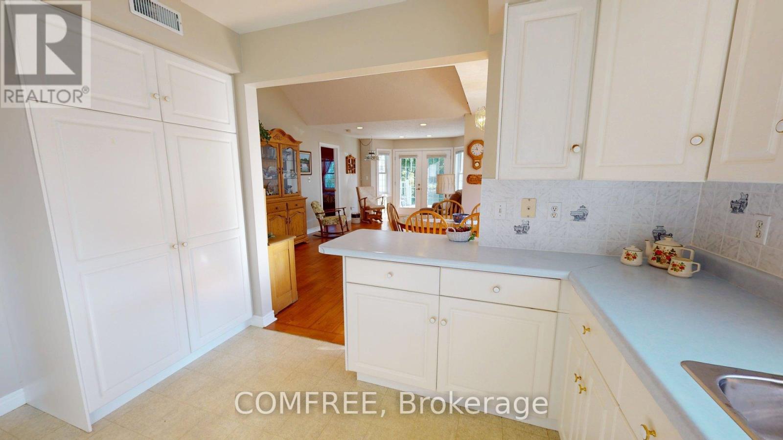 12 - 12 POND VIEW DRIVE