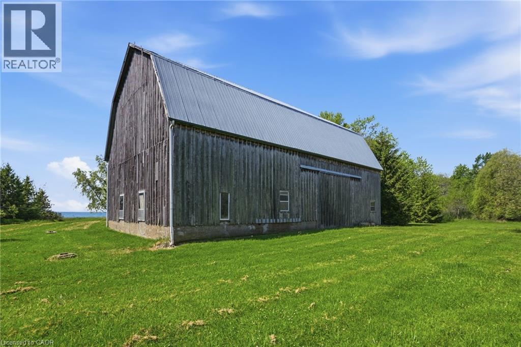 2069 LAKESHORE Road