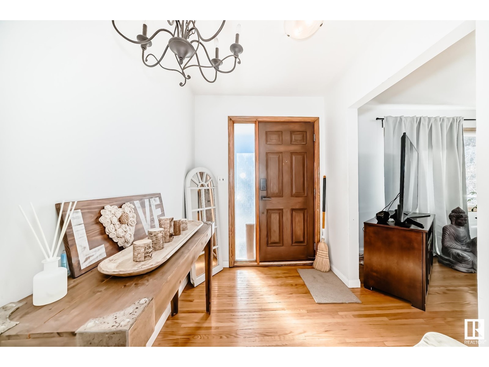 4026 113 AV NW