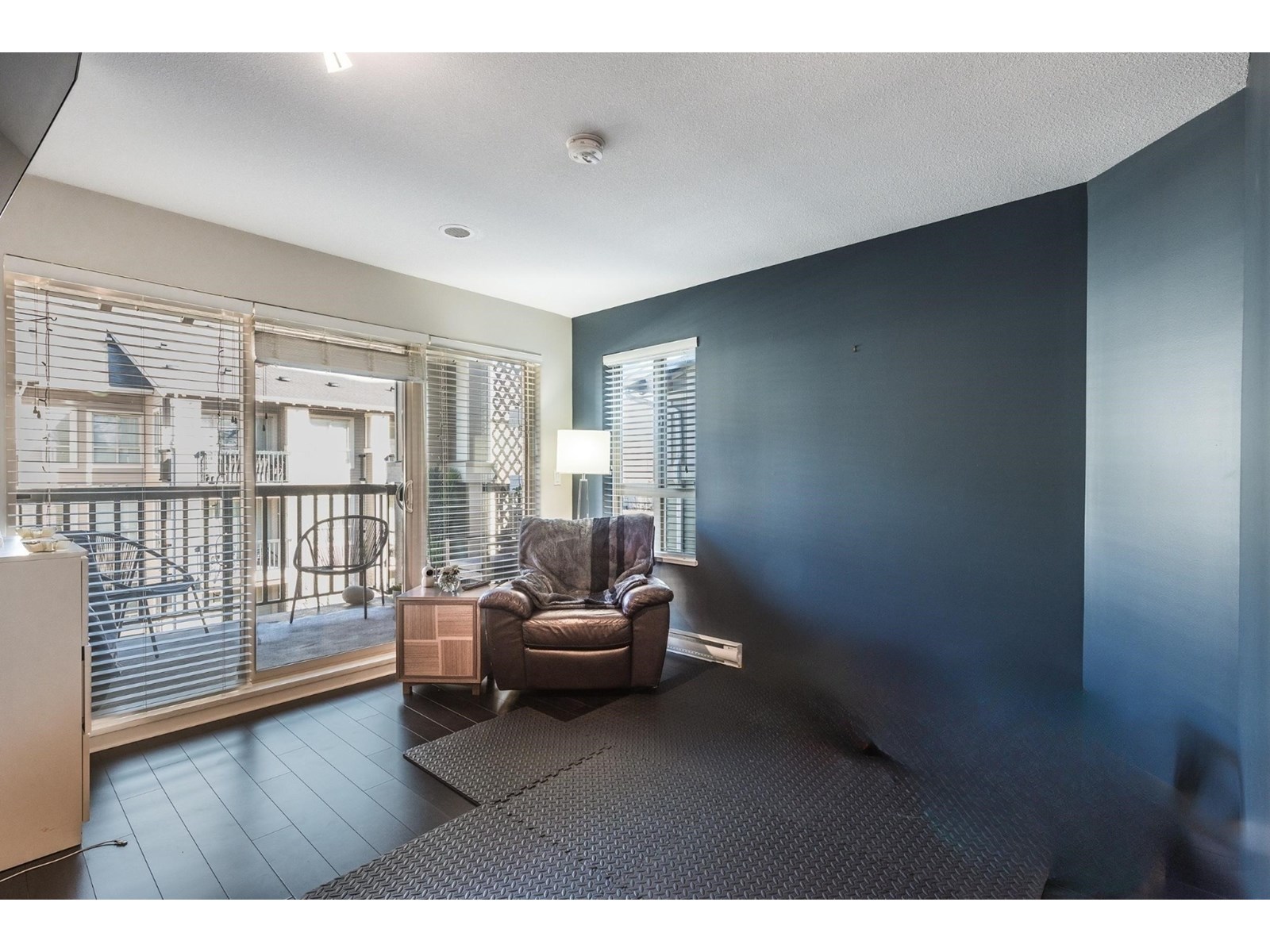 417 21009 56 AVENUE