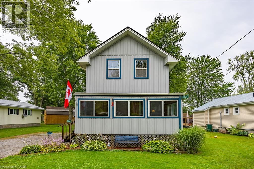 Photo 1 of 33 — 306 CEDAR Drive, Turkey Point, ON N0E1T0