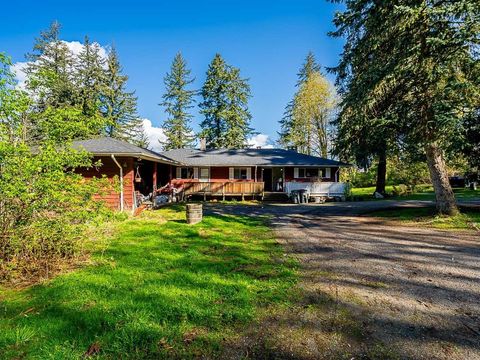 18495 0 AVENUE Surrey BC V3Z9R9