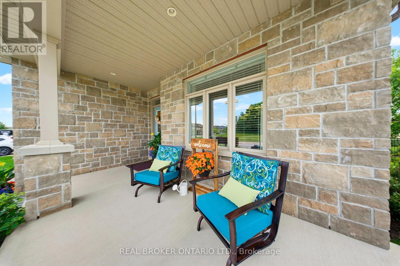 341 BOBOLINK RIDGE