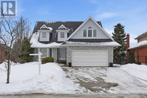 239 ROLLING ACRES COURT Kitchener ON N2A3W5