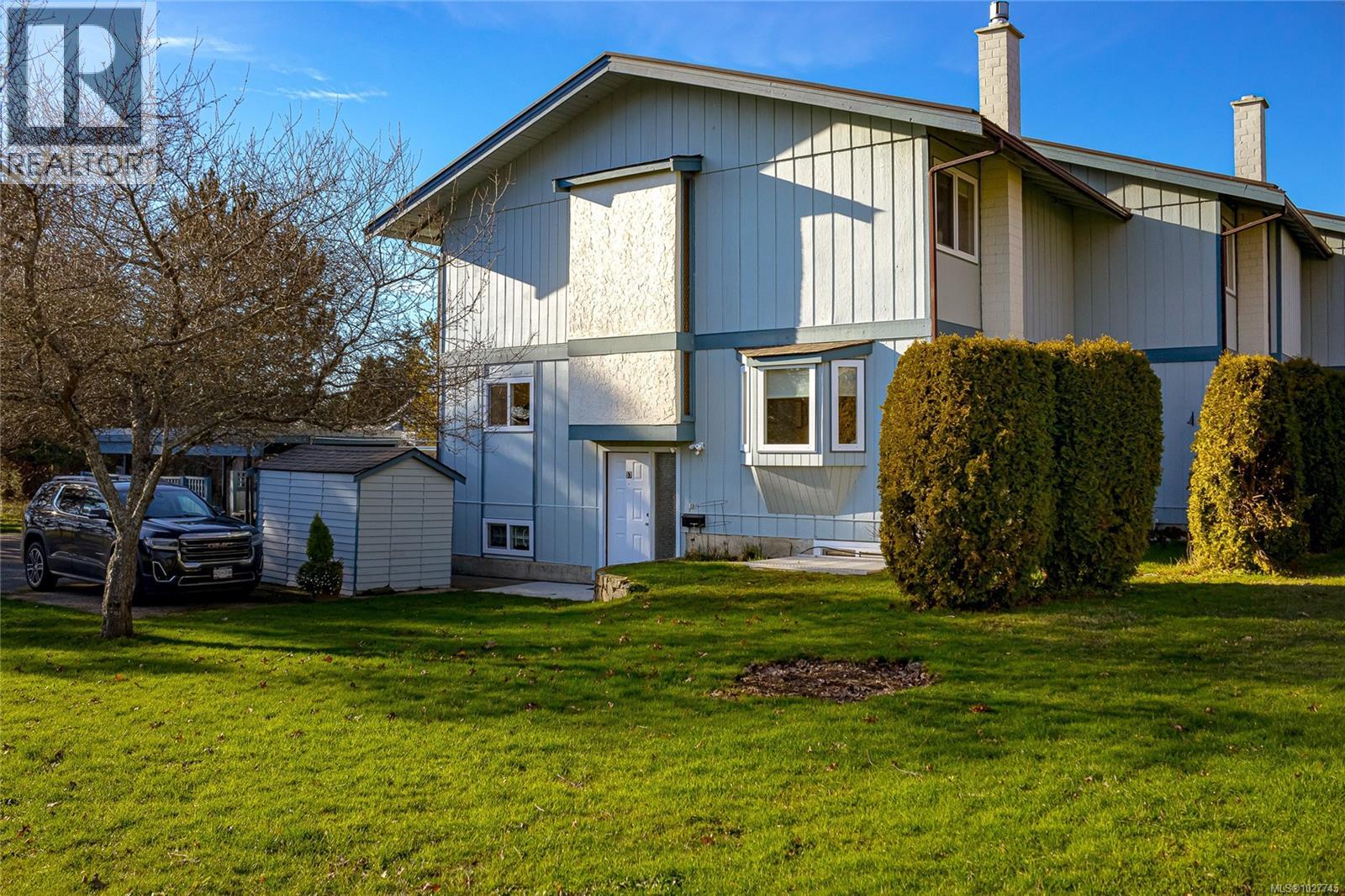 57 3987 Gordon Head Rd