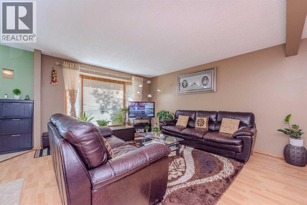 78 Queen Anne Close SE