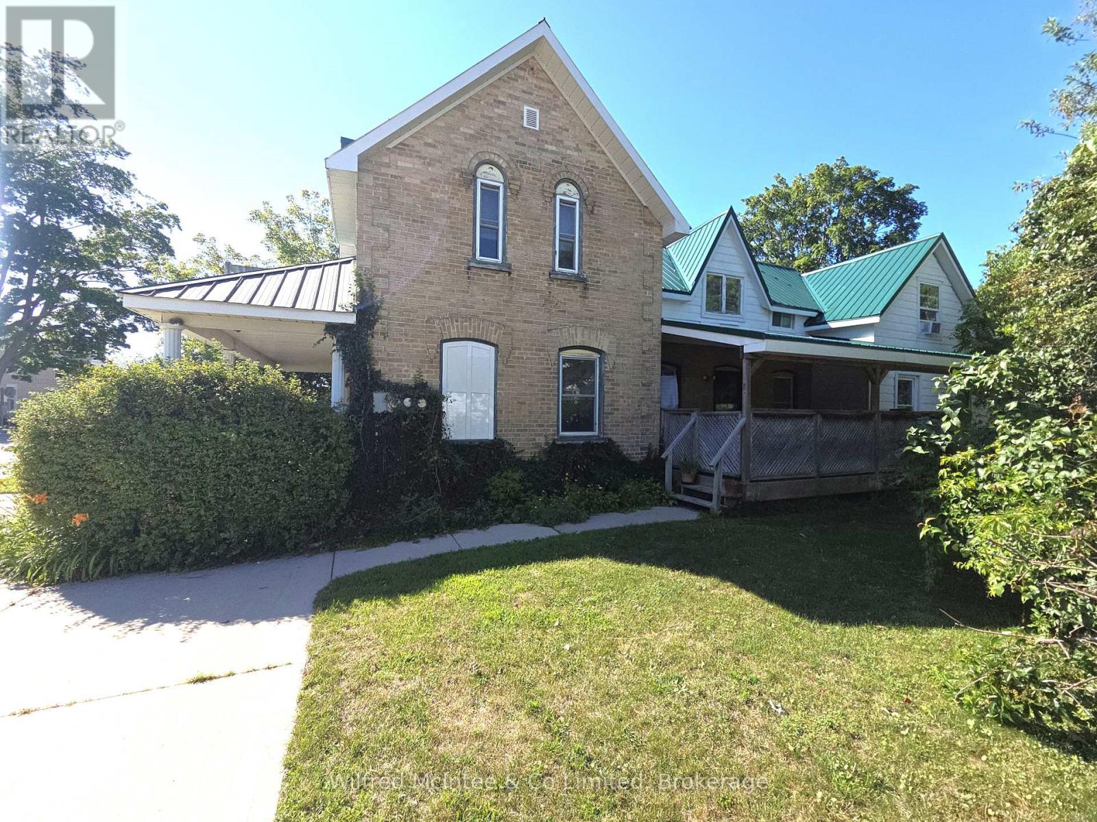 569 EUGENIE STREET
